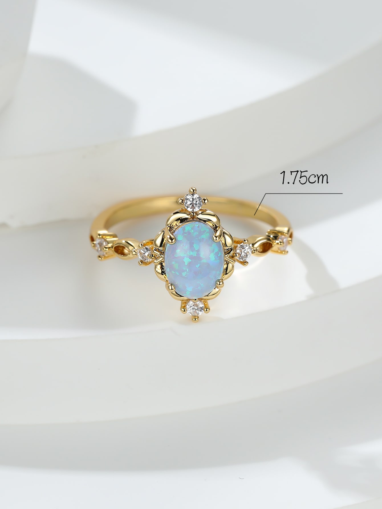 Palace Style 4-prong Setting Artificial Opal Ring In Egg Shape - Golden