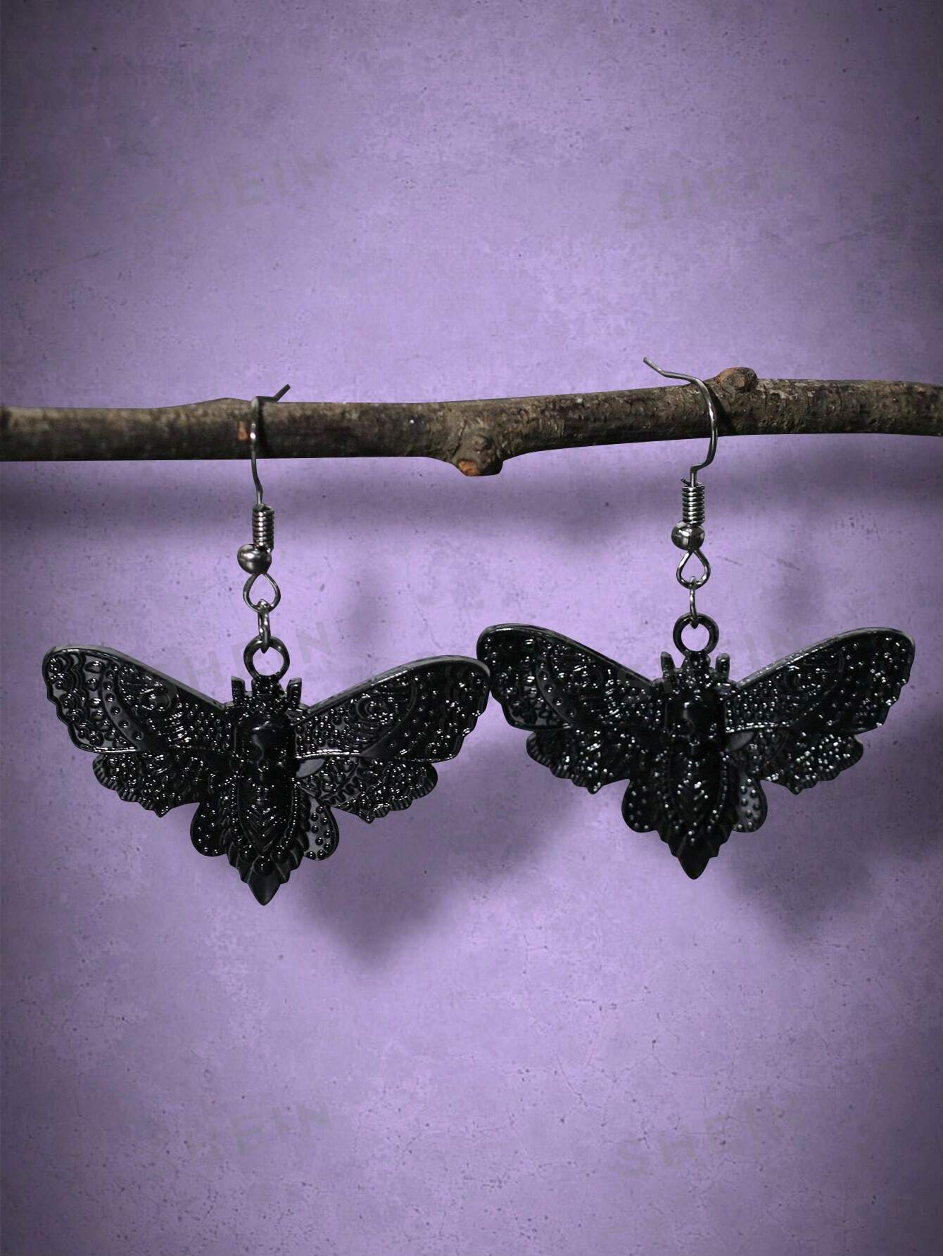 Vintage Gothic Black Moth & Skull Head Pendant Earrings