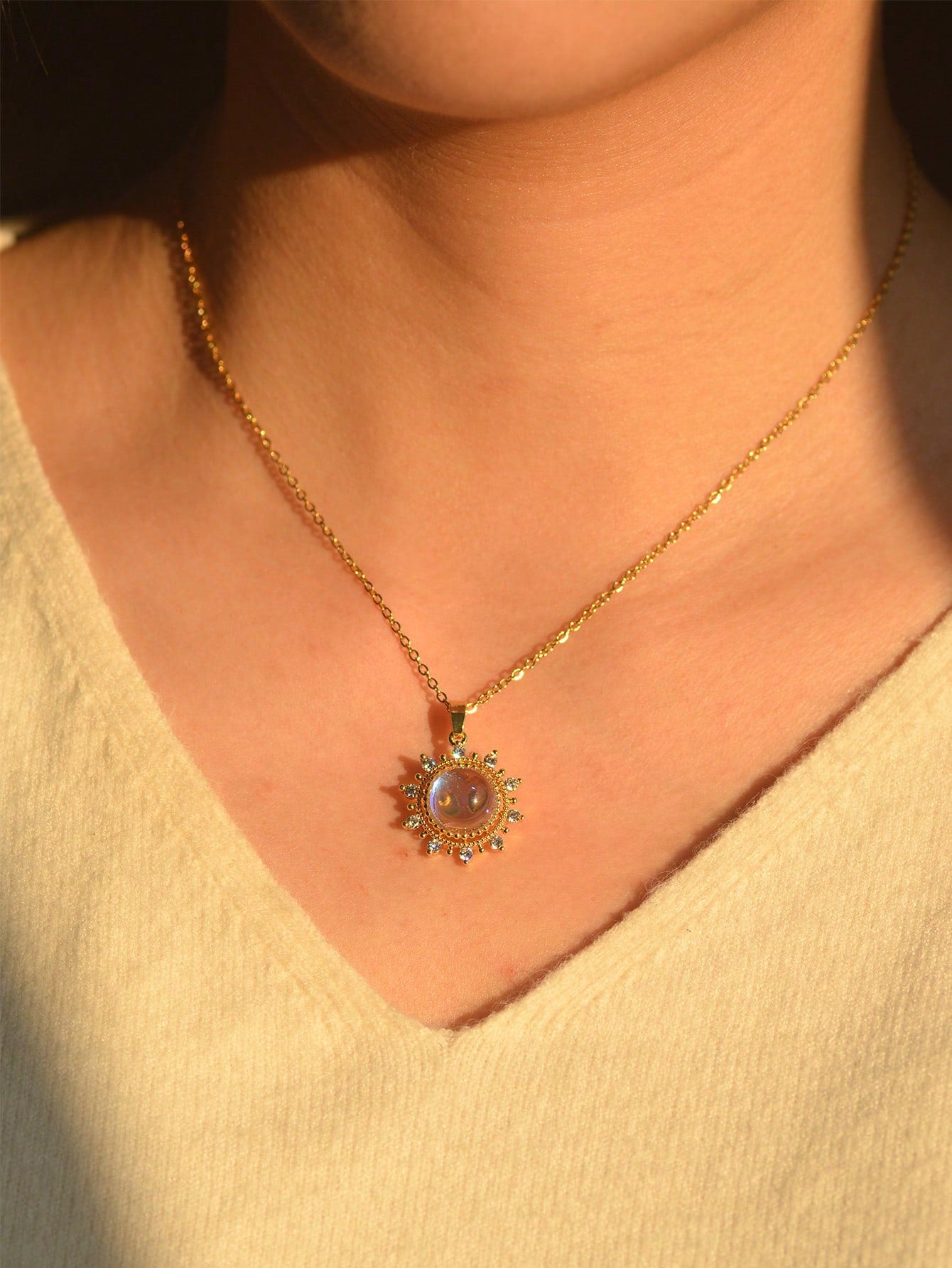 Crystal Sunflower Pendant Necklace Imitation Moonstone (Polar Lights Glass) Necklace