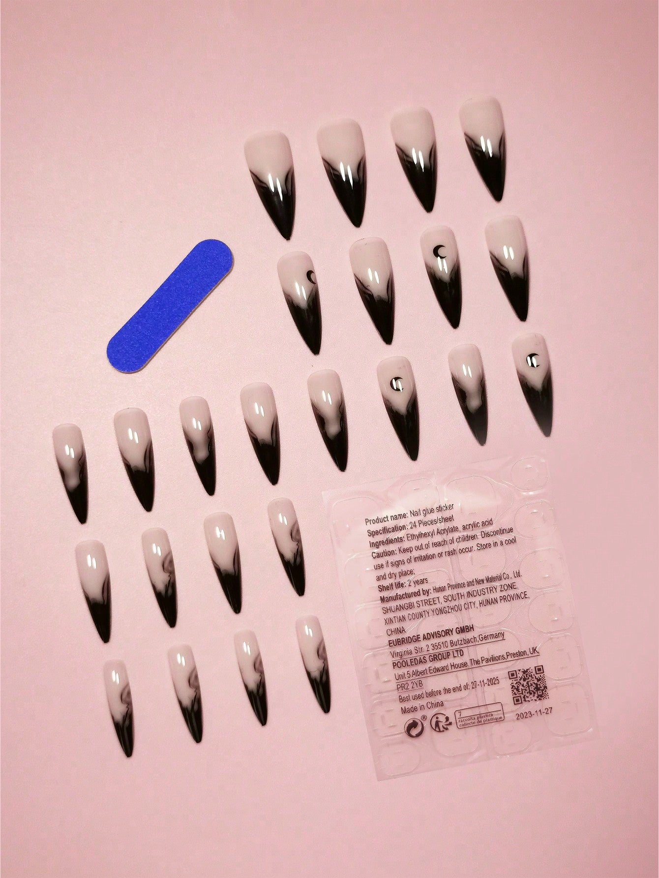 Spooky Season Stiletto Nails - 24pcs incl. file and jelly adhesive