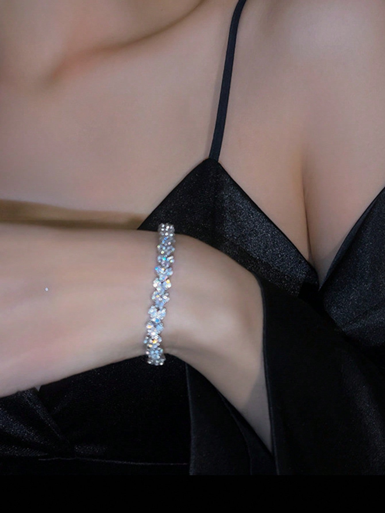 Luxurious & Exquisite Cubic Zirconia Geometric Full Diamond Silver-Plated Bracelet