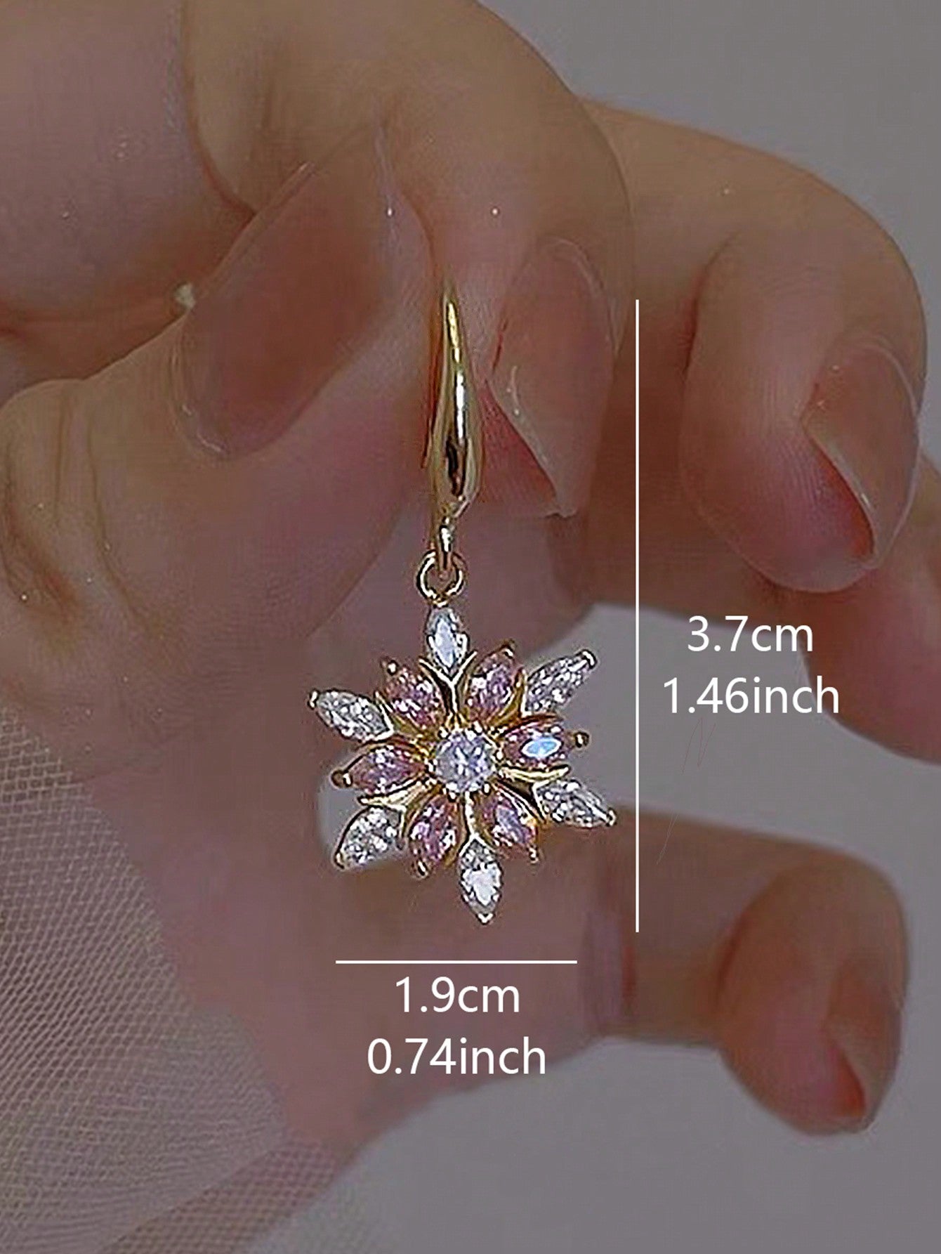 Sweet & Exquisite Snowflake-Shaped Christmas Earrings