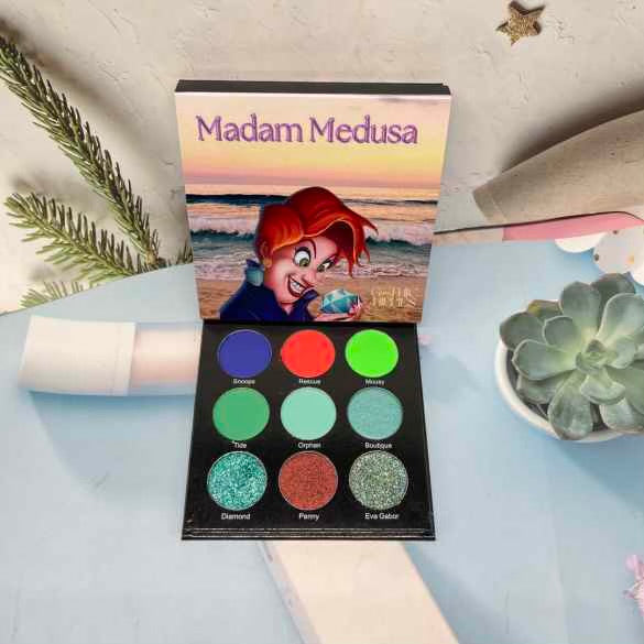 Gothic Hippies - Madam Mim and Madam Medusa Eyeshadow Pallets and Jelly Lip & Cheek Tint Set incl. Cauldron Mug