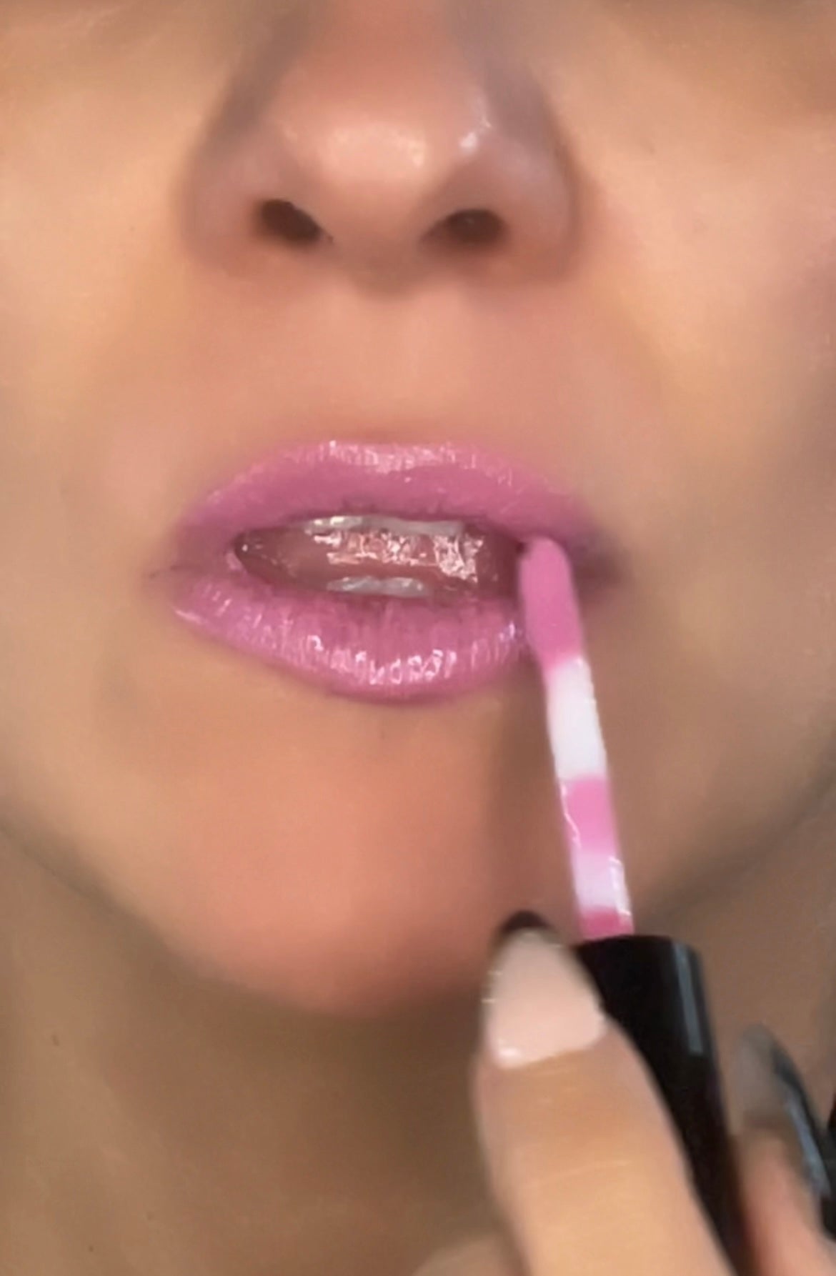 LUXURY GODDESS Lip Glaze - Lip Lock