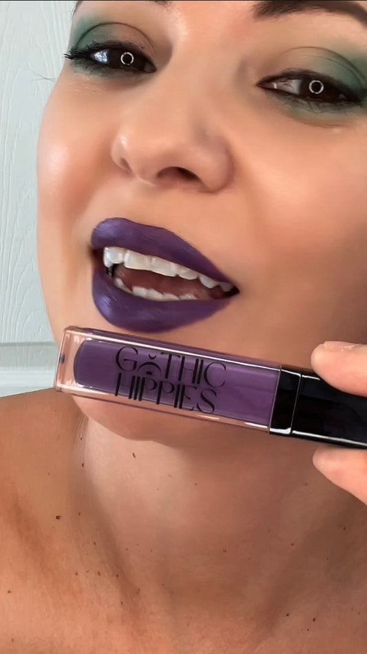 LUXURY GODDESS Liquid Velvet Lipstick - Jinx