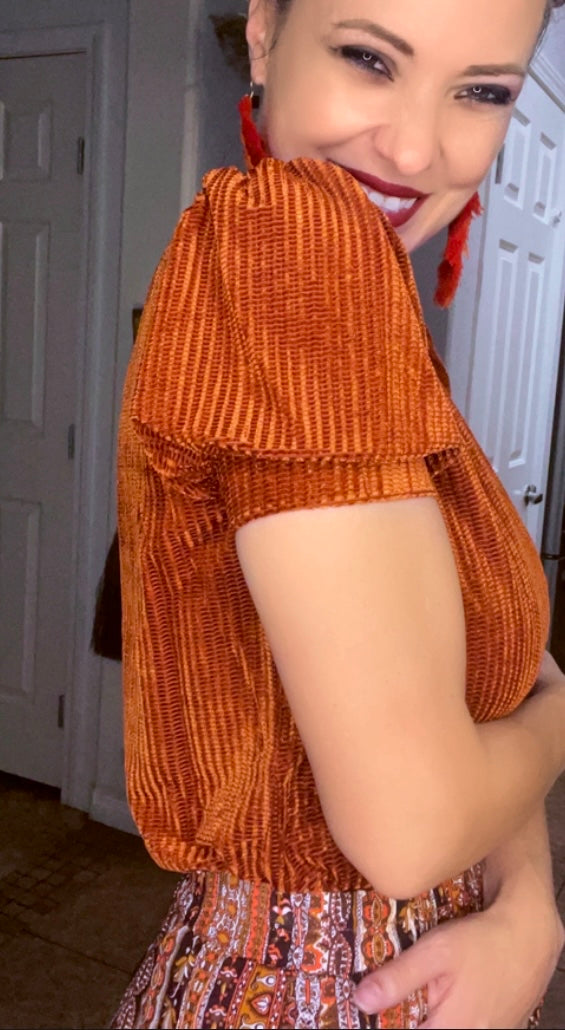 Pumpkin Spice Solid Puff Sleeve Velvet Tee