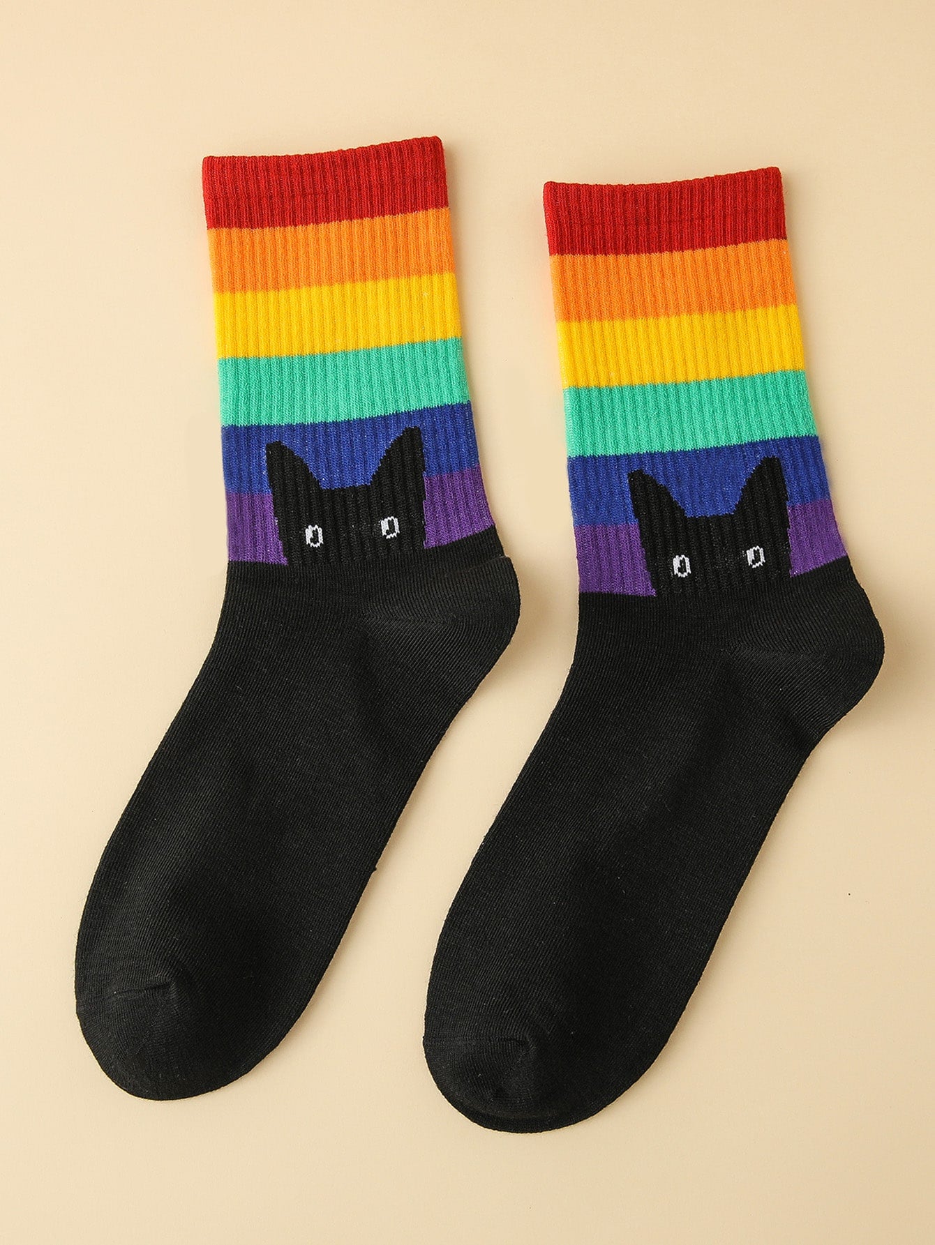 Patrón de gato negro a rayas arcoíris Calcetines
