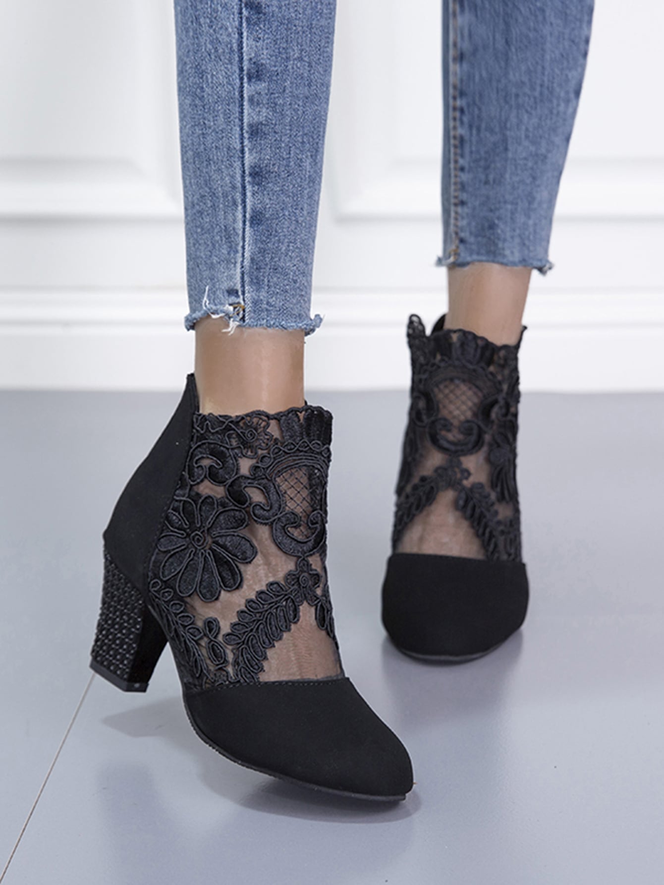 Gothic Vintage Black Floral Embroidery Chunky Heeled Zip Back Short Boots