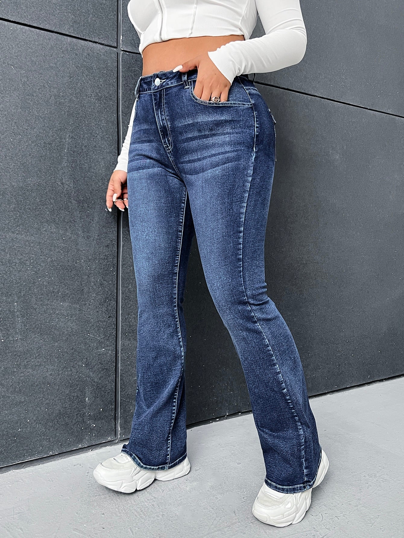 Plus* IDC  Flap Pocket Flare Leg Jeans