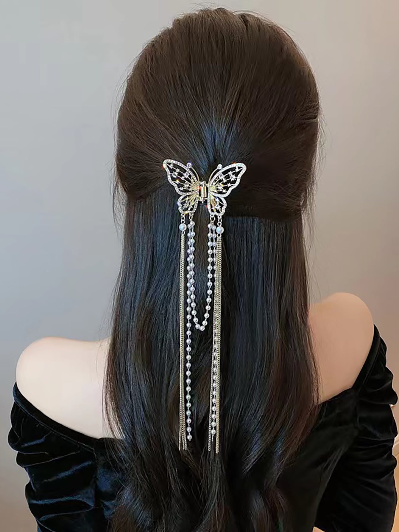 Pinza para el cabello de lujo con diseño de mariposa y diamantes de imitación