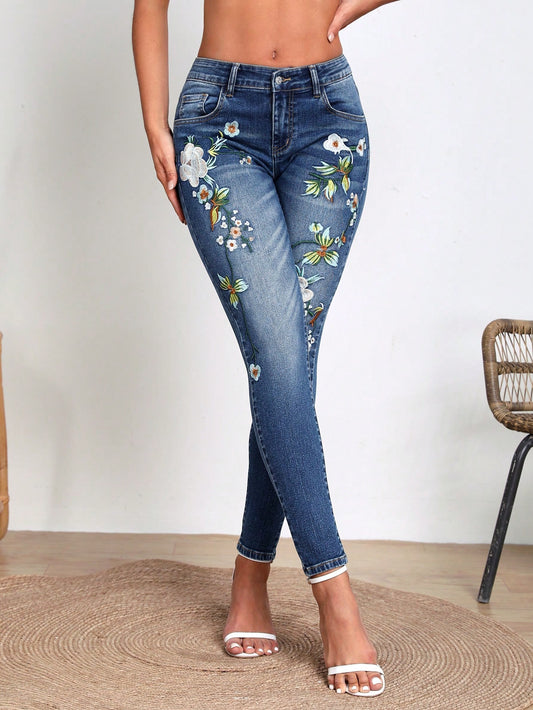 Pixie Floral Embroidery Skinny Jeans