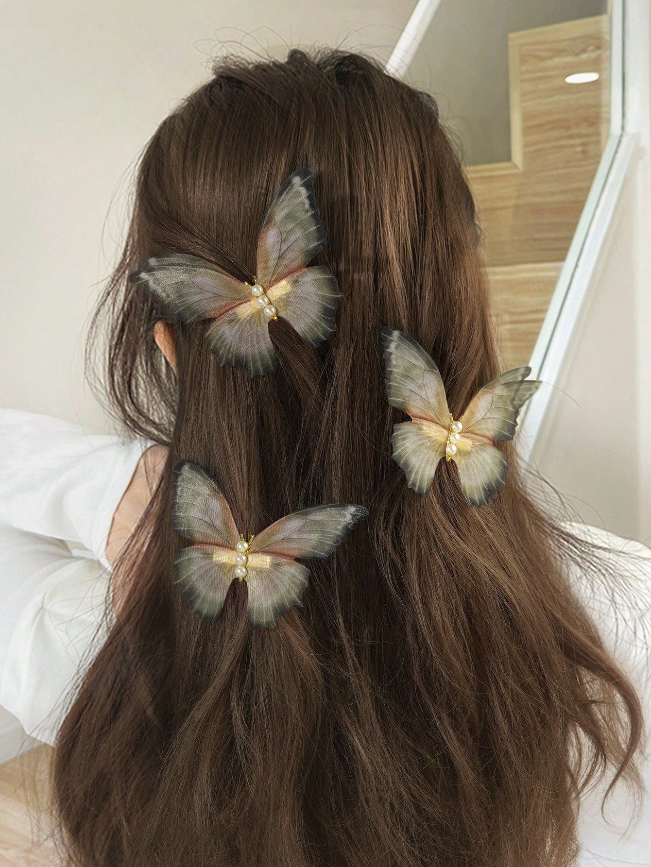 Enchanting Dry Leaf Double Layer Tulle Butterfly clips Vintage Pearl (3pc)