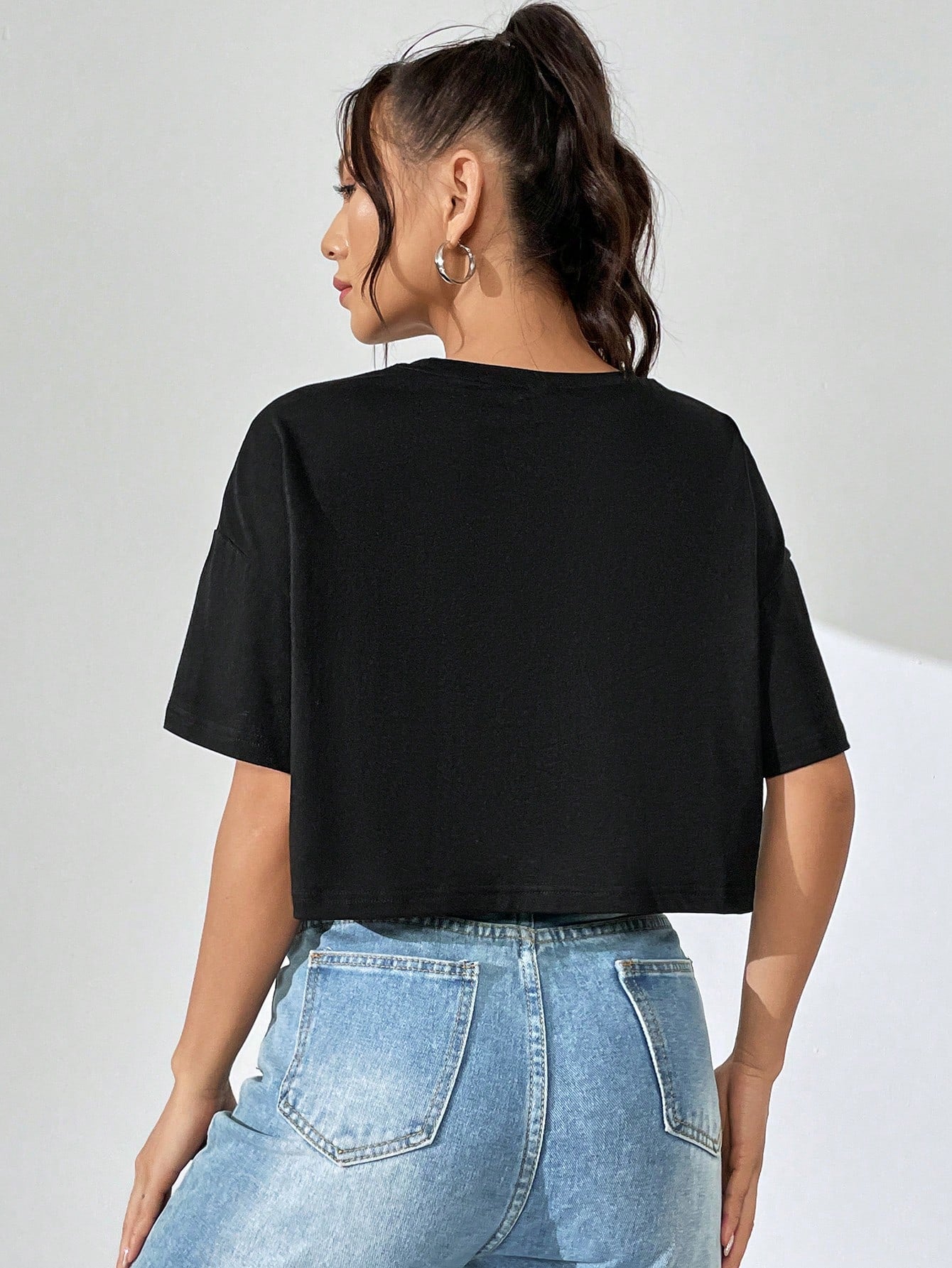 Yoga Skeleton Graphic Drop Shoulder Crop Tee