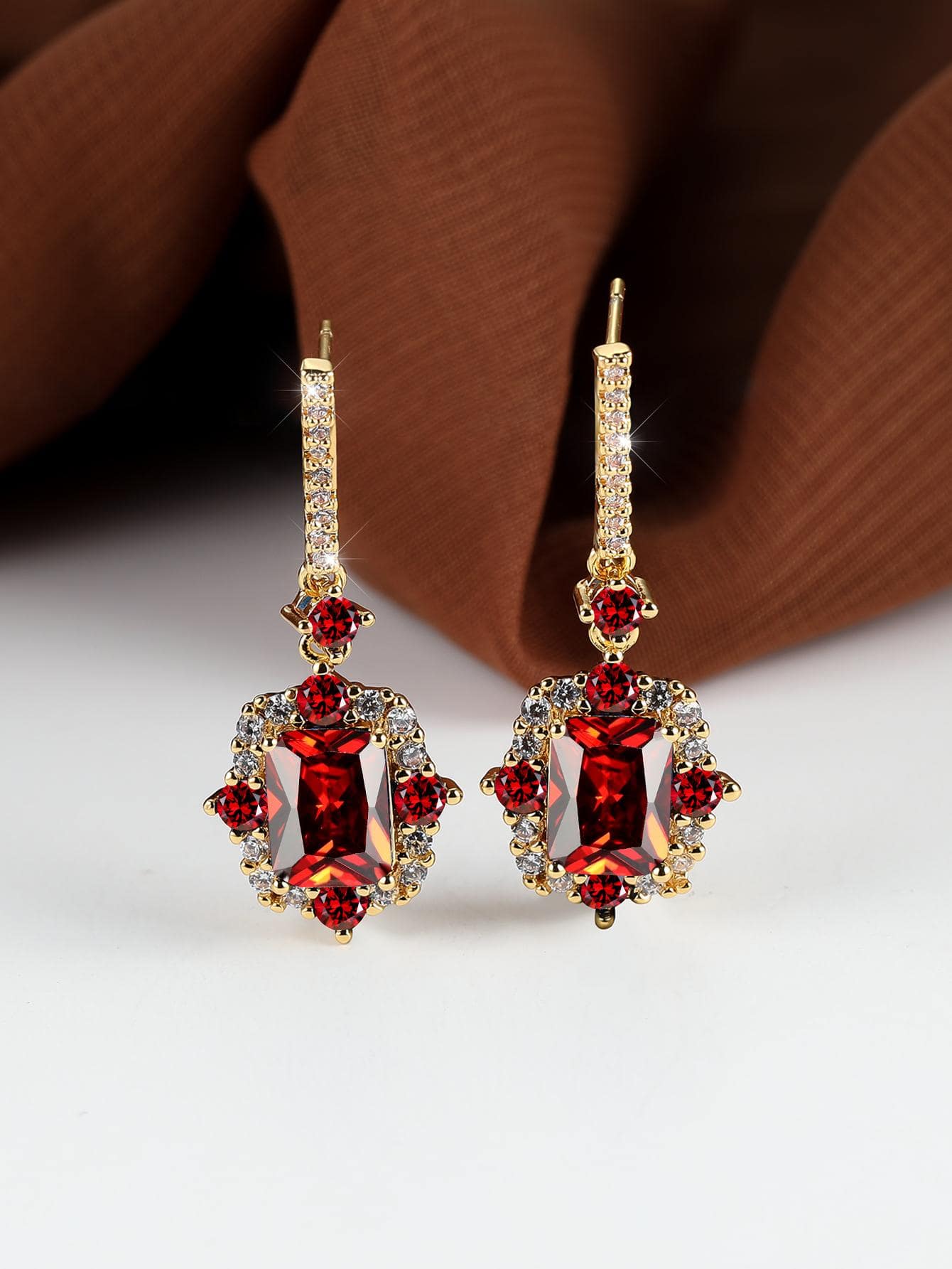 Royalty Rhinestone Stud Earrings•red or blue