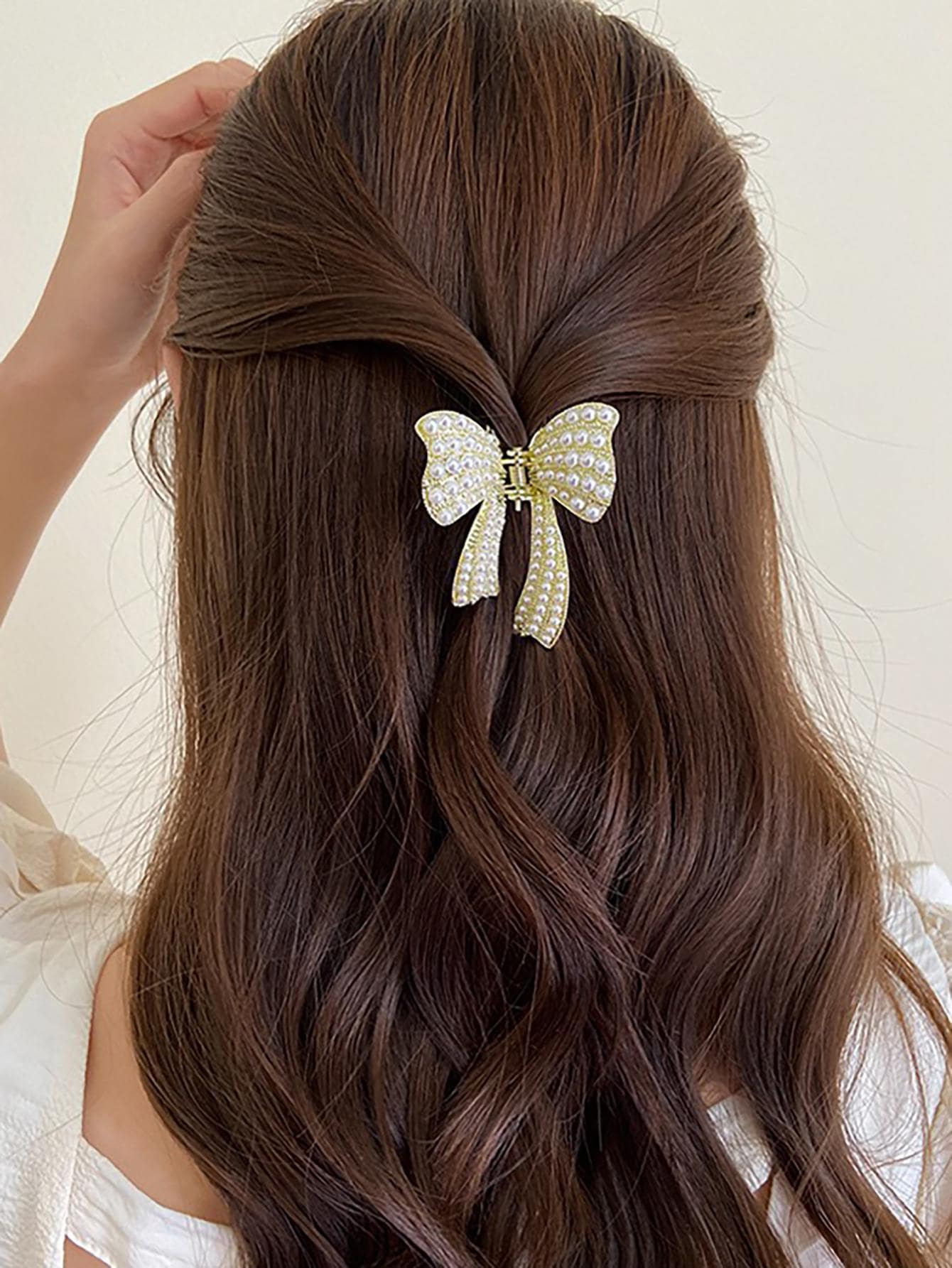 Pinza para el cabello de lujo con diseño de mariposa y diamantes de imitación