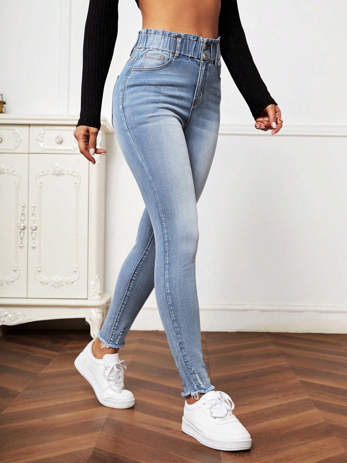 Ripped Frayed Hem Bleach Wash Paperbag Waist Skinny Jeans