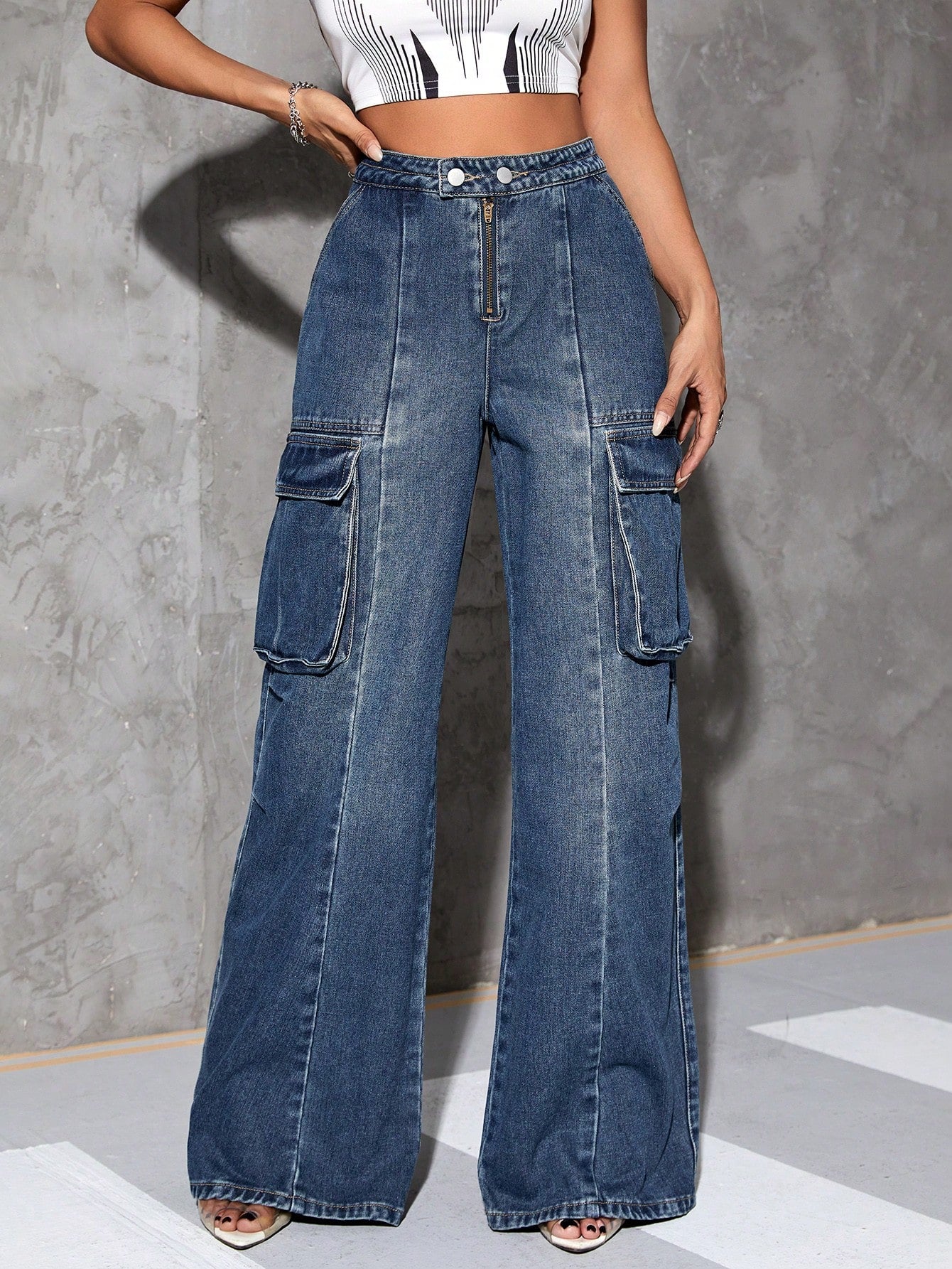 Cargo Flap Pocket Wide Leg Jeans