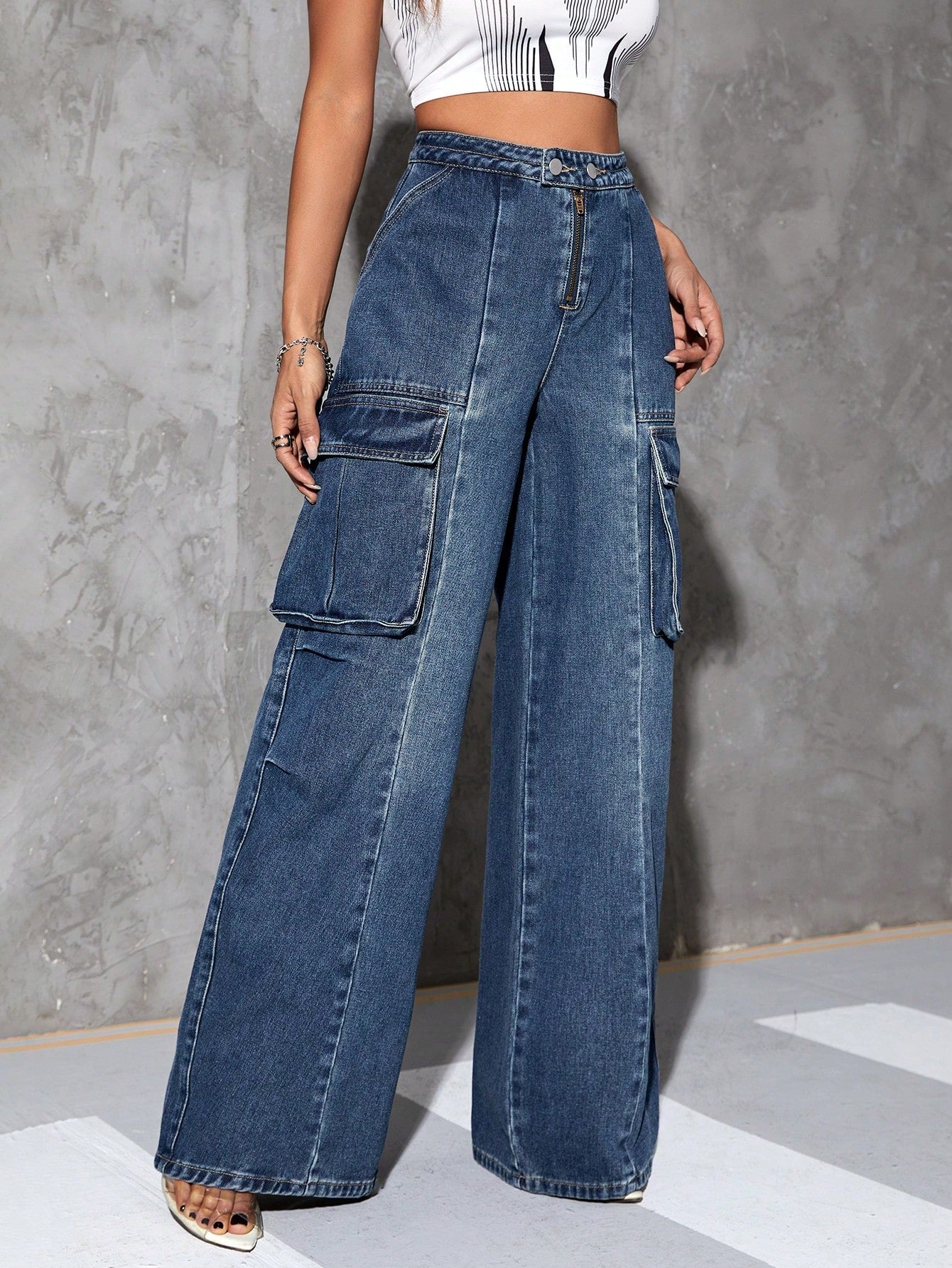 Cargo Flap Pocket Wide Leg Jeans