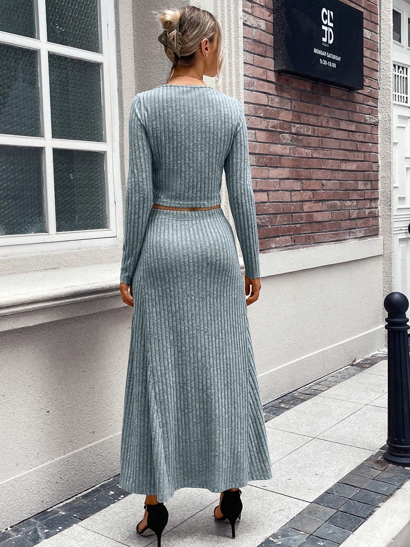 Striking Solid Ribbed Knit Top & Skirt Set