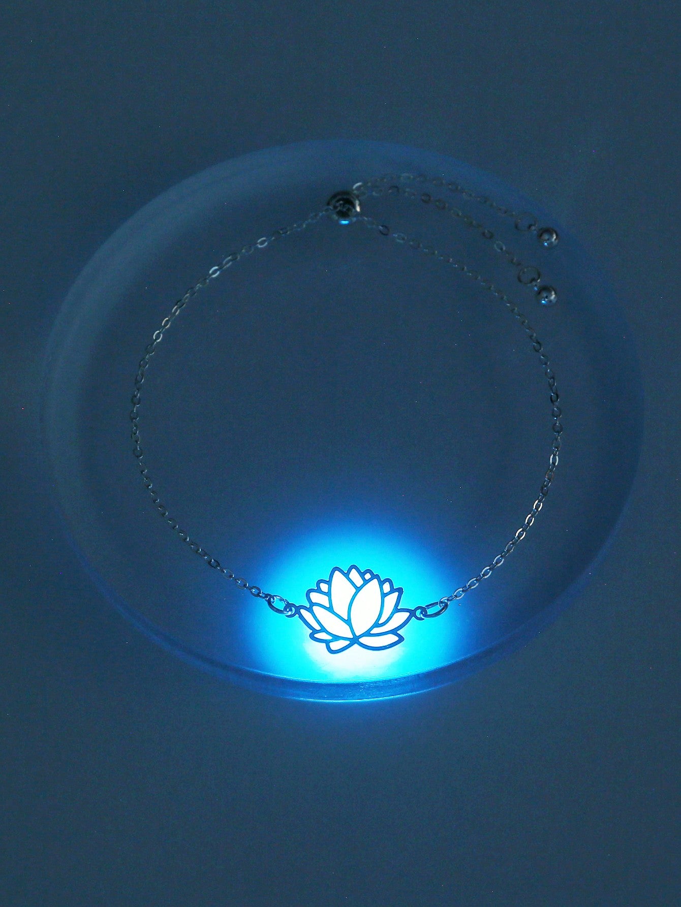 Luminescent Lotus & Tree Element Bracelet In Blue-green