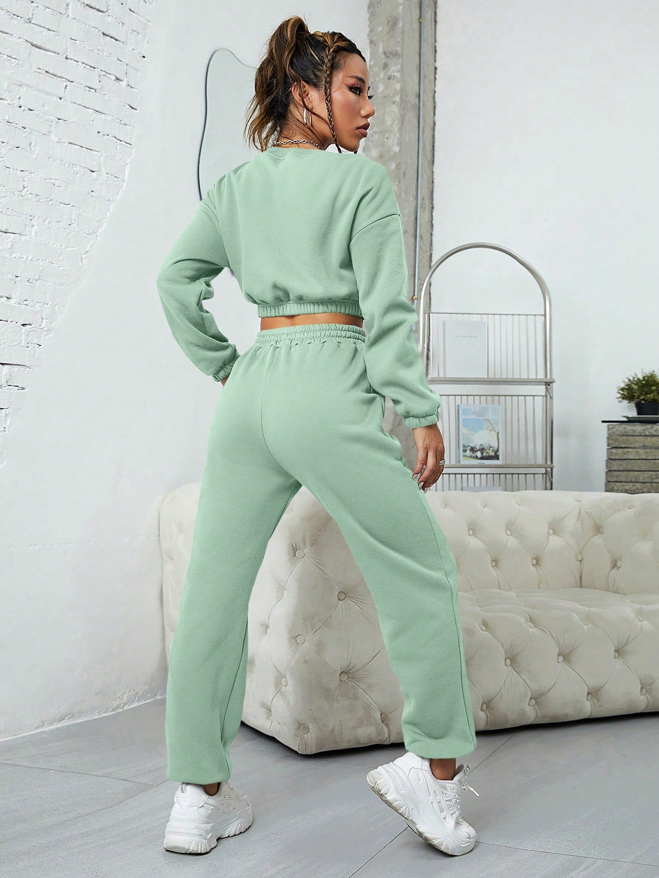 Day on the Go Solid Thermal Lined Crop Sweatshirt & Sweatpants