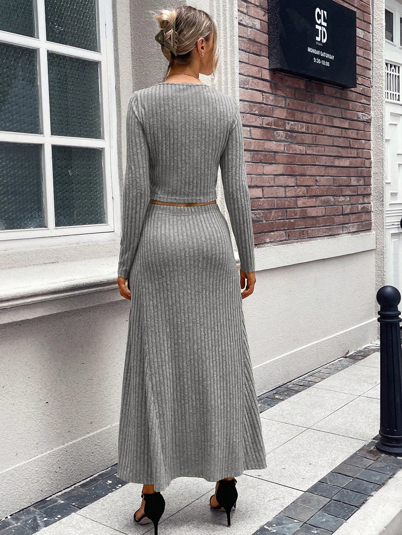 Striking Solid Ribbed Knit Top & Skirt Set